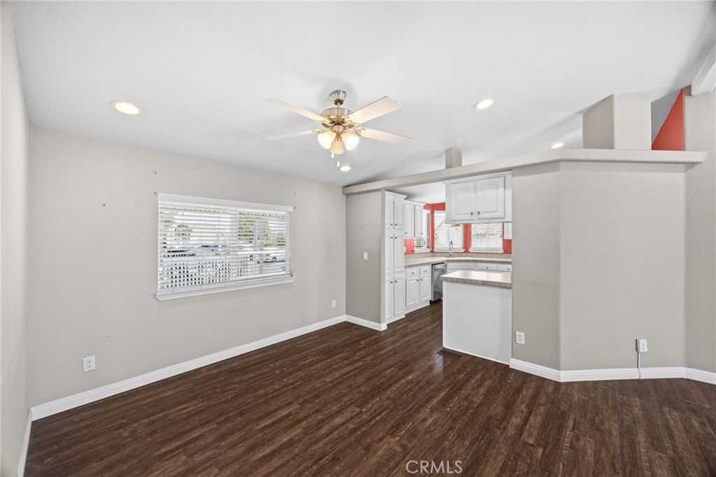 Image 11 of property listing at 16222 Monterey Lane 35, Huntington Beach, CA 92649