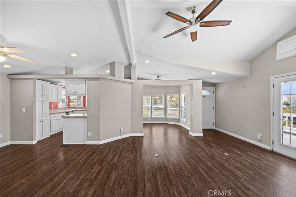 Image 12 of property listing at 16222 Monterey Lane 35, Huntington Beach, CA 92649