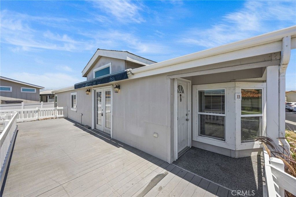 Image 2 of property listing at 16222 Monterey Lane 35, Huntington Beach, CA 92649