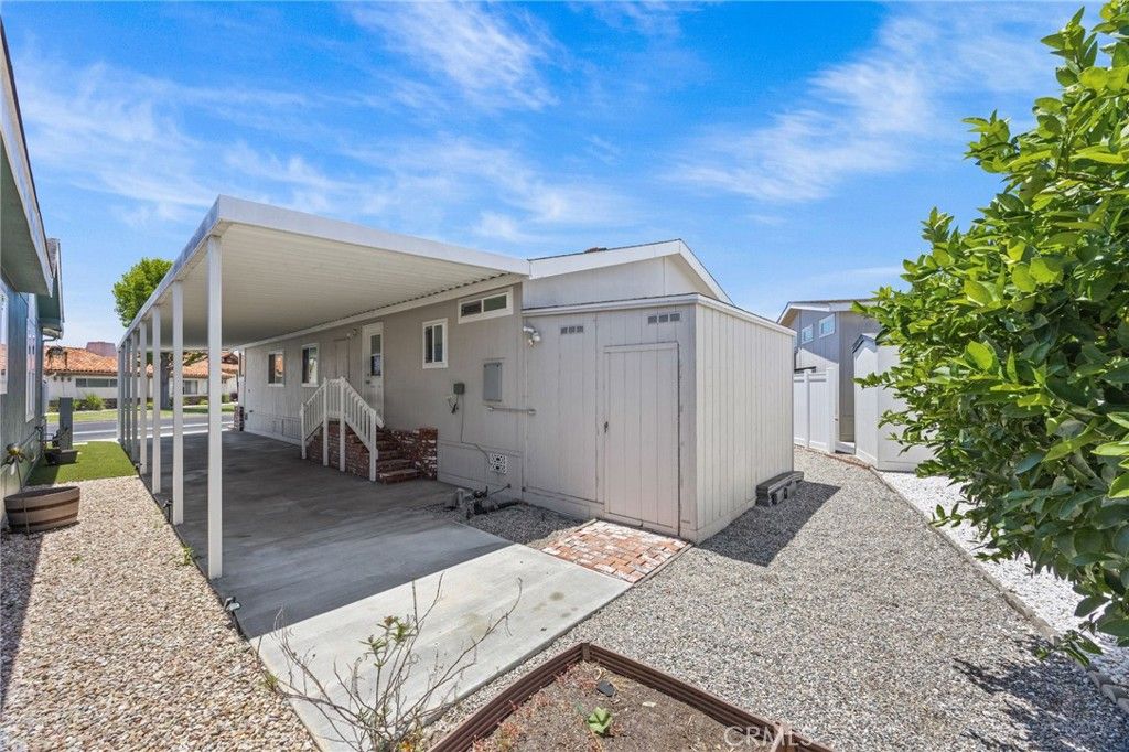 Image 23 of property listing at 16222 Monterey Lane 35, Huntington Beach, CA 92649