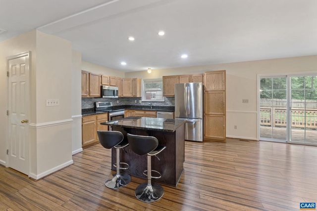 7 RIVERSIDE DR, Palmyra, VA 22963