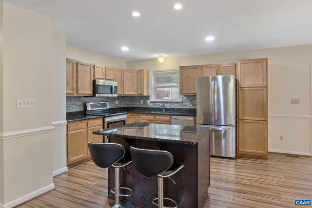 7 RIVERSIDE DR, Palmyra, VA 22963