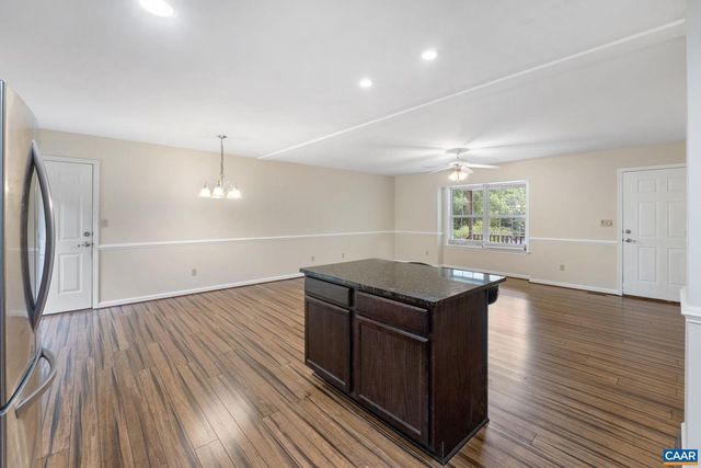 7 RIVERSIDE DR, Palmyra, VA 22963