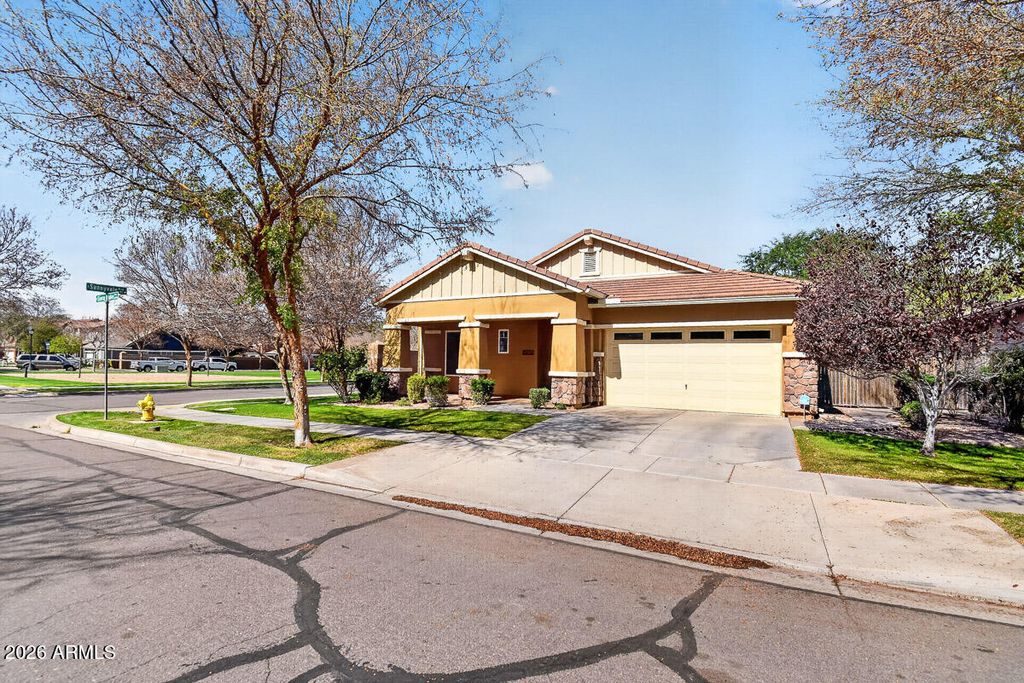 3424 E SIERRA MADRE Avenue, Gilbert, AZ 85296 — exterior