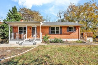 143 LENOX CIR, Roanoke, VA 24019