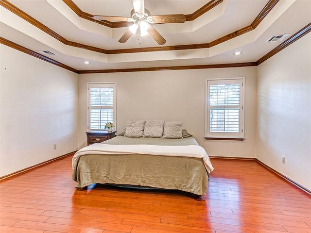 1809 Parkway Drive, Moore, OK 73160