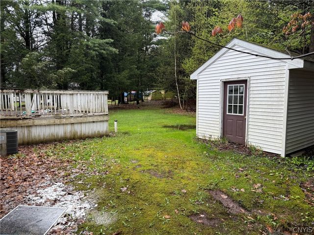 4 Salt Road, Constantia, NY 13044