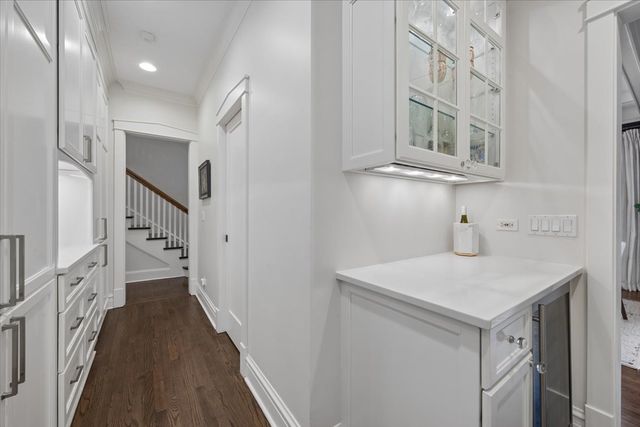 1141 Sheridan Road, Wilmette, IL 60091
