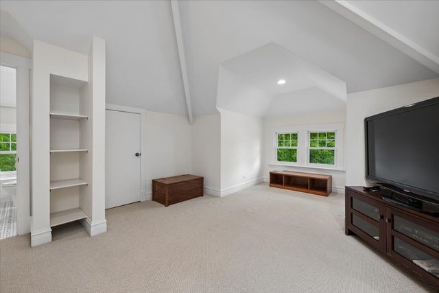 1141 Sheridan Road, Wilmette, IL 60091