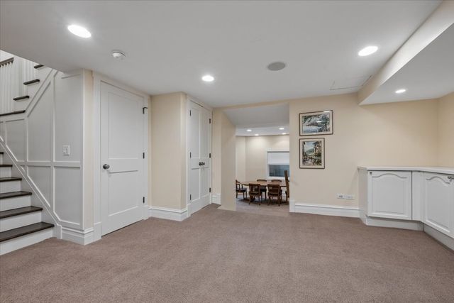 1141 Sheridan Road, Wilmette, IL 60091