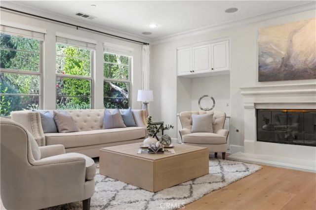 38 Arcade, Irvine, CA 92603