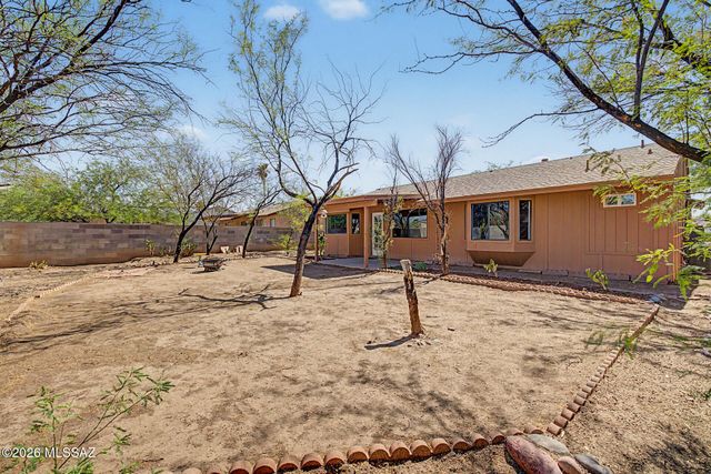 5811 S Oaklands Drive, Tucson, AZ 85746
