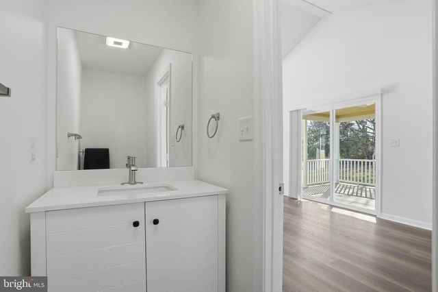 1804 HOURGLASS RD, Hartly, DE 19953