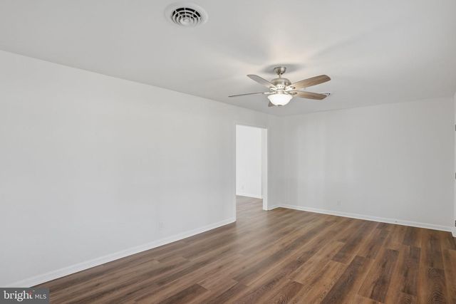 1804 HOURGLASS RD, Hartly, DE 19953