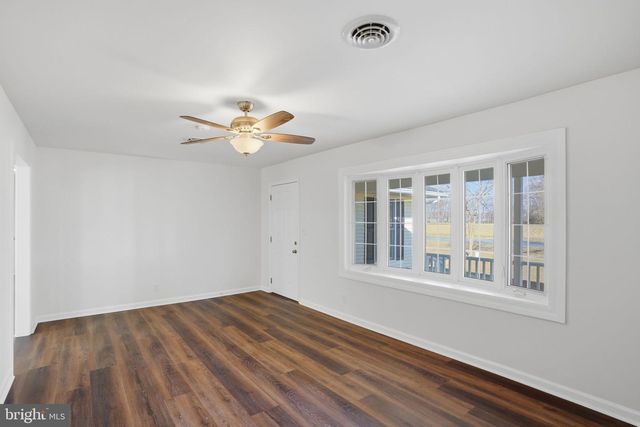 1804 HOURGLASS RD, Hartly, DE 19953