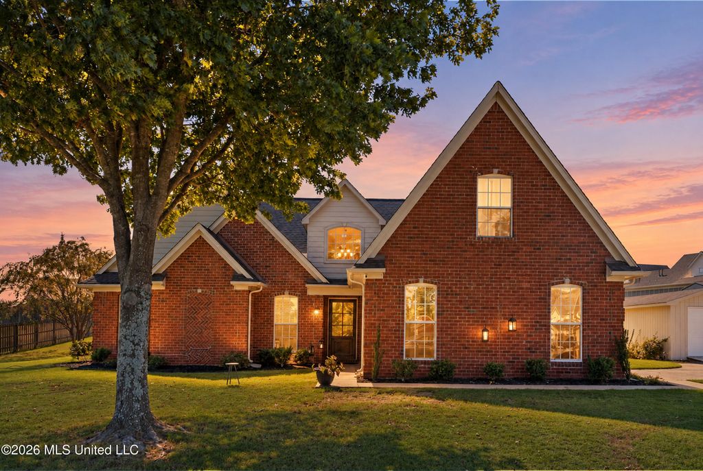 109 Ethelyn Smith Drive, Senatobia, MS 38668 — exterior