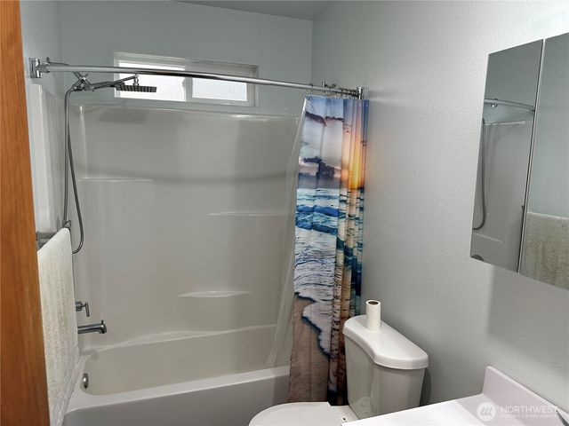 90 W Highland Road, Shelton, WA 98584