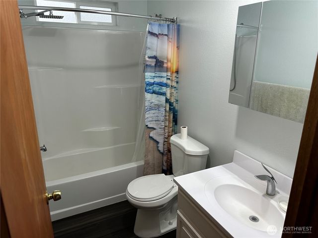 90 W Highland Road, Shelton, WA 98584