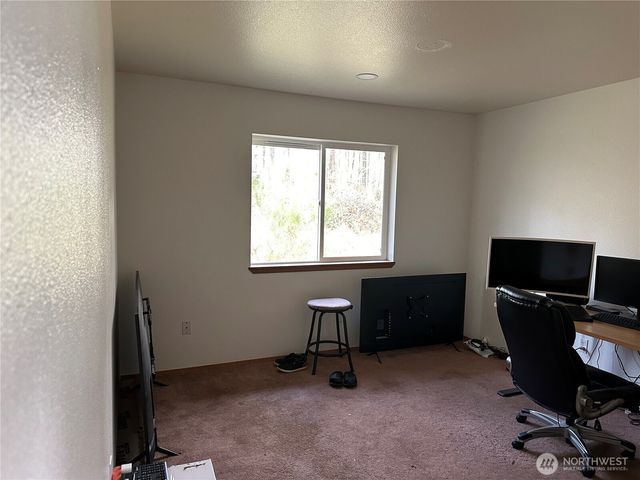 90 W Highland Road, Shelton, WA 98584