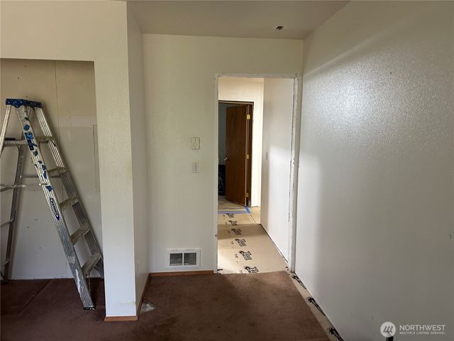 90 W Highland Road, Shelton, WA 98584