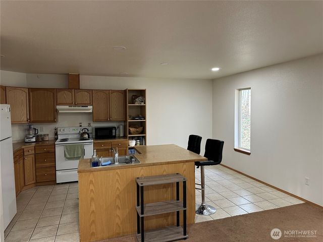 90 W Highland Road, Shelton, WA 98584