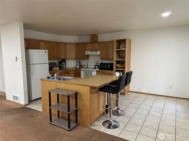 90 W Highland Road, Shelton, WA 98584