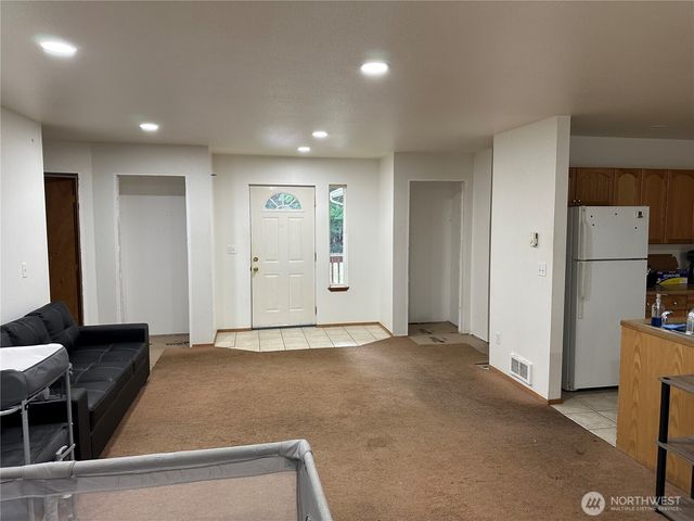 90 W Highland Road, Shelton, WA 98584