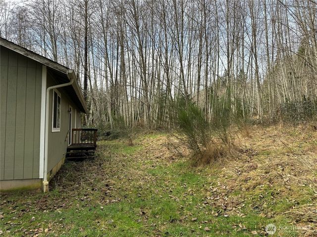 90 W Highland Road, Shelton, WA 98584