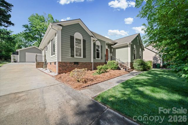 9811 Dusty Cedar Court, Charlotte, NC 28269