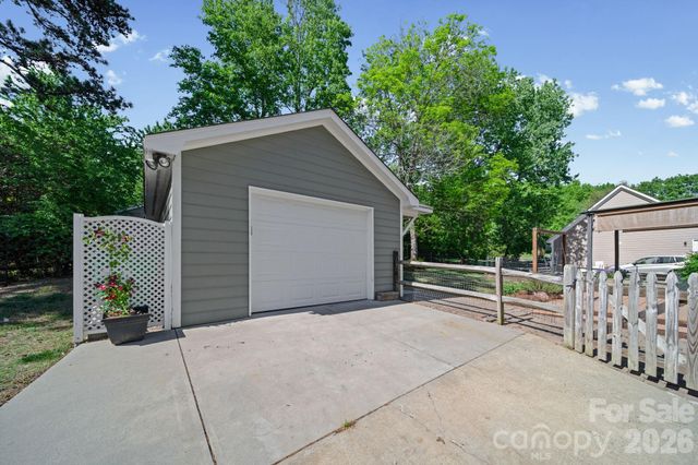 9811 Dusty Cedar Court, Charlotte, NC 28269