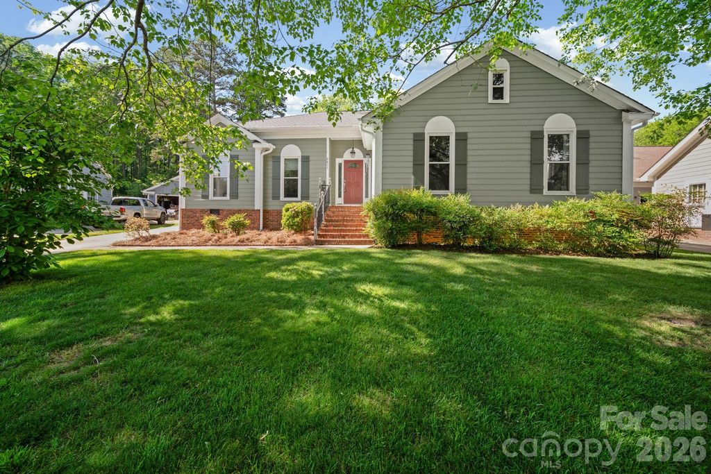 9811 Dusty Cedar Court, Charlotte, NC 28269