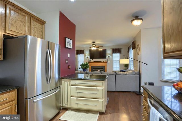 1435 WANDA DR, Hanover, PA 17331