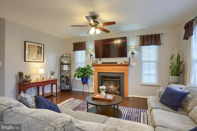 1435 WANDA DR, Hanover, PA 17331