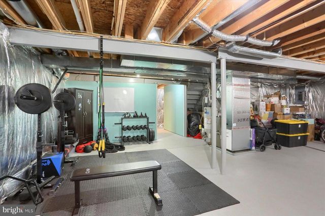 1435 WANDA DR, Hanover, PA 17331