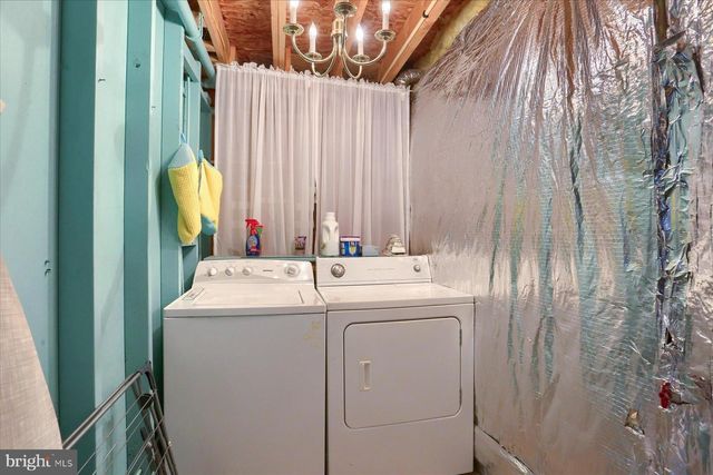 1435 WANDA DR, Hanover, PA 17331