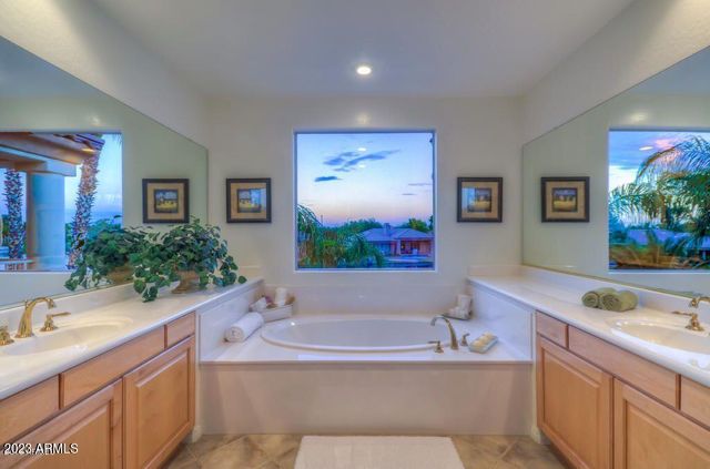 1690 W BARTLETT Way, Chandler, AZ 85248