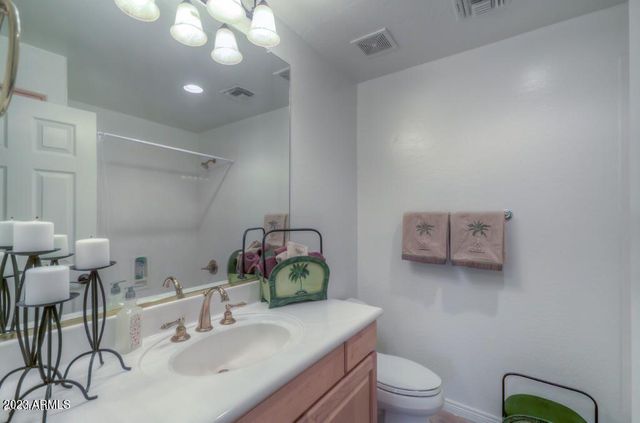 1690 W BARTLETT Way, Chandler, AZ 85248