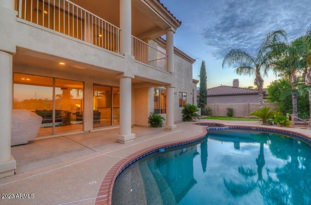 1690 W BARTLETT Way, Chandler, AZ 85248