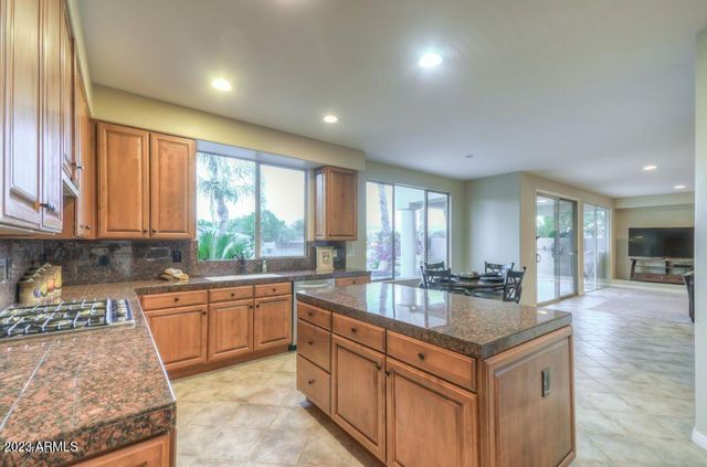 1690 W BARTLETT Way, Chandler, AZ 85248