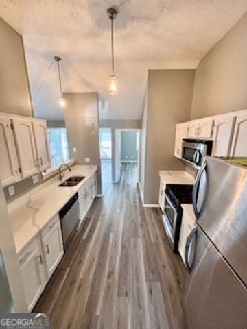 4063 Creek Station Lane, Stone Mountain, GA 30083