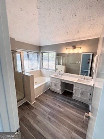 4063 Creek Station Lane, Stone Mountain, GA 30083