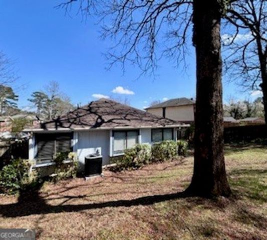 4063 Creek Station Lane, Stone Mountain, GA 30083