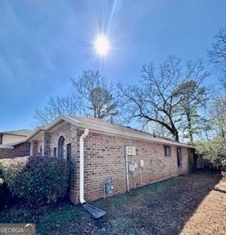 4063 Creek Station Lane, Stone Mountain, GA 30083