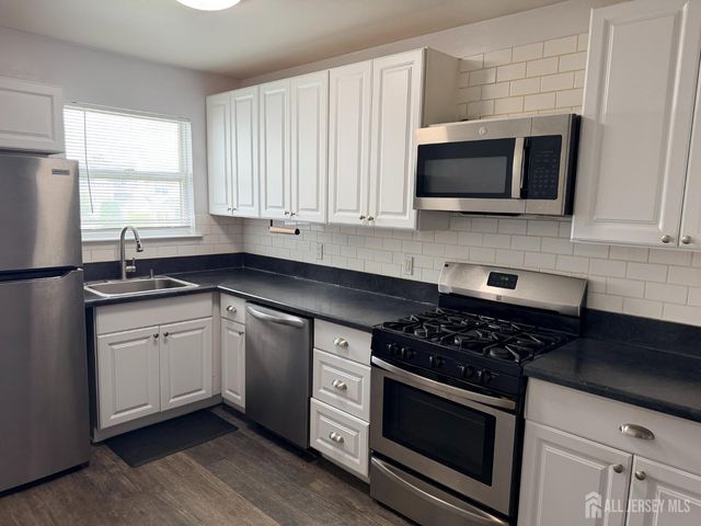 343 Ventnor Court, Piscataway, NJ 08854