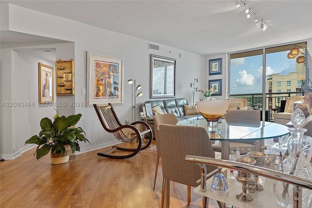 9066 SW 73rd Ct 1809, Miami, FL 33156