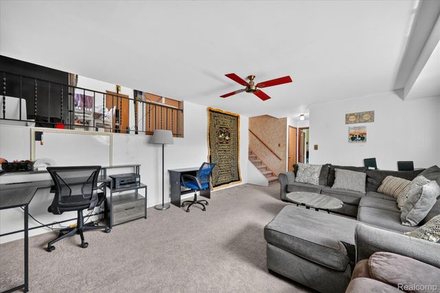 33879 Brookshire Drive, Sterling Heights, MI 48312