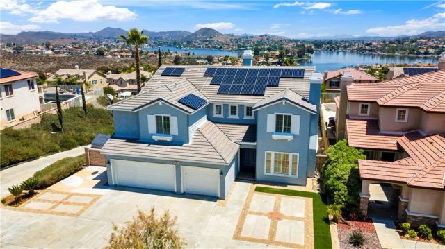 8 Via Del Fico Court, Lake Elsinore, CA 92532