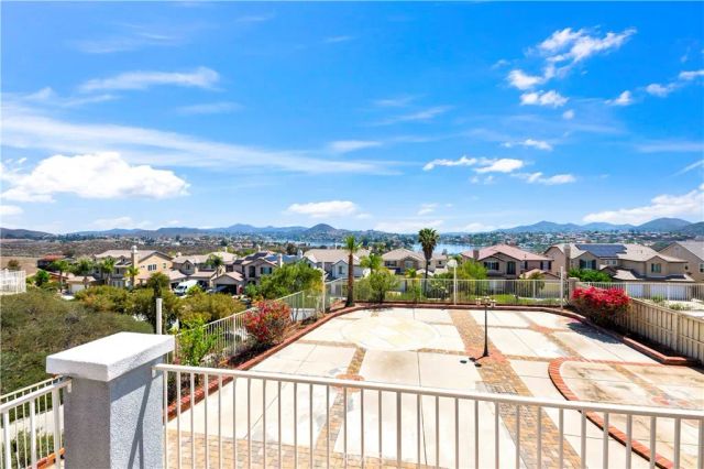 8 Via Del Fico Court, Lake Elsinore, CA 92532