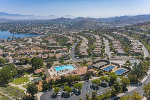 8 Via Del Fico Court, Lake Elsinore, CA 92532