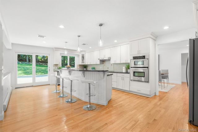 233 Evandale Road, Scarsdale, NY 10583